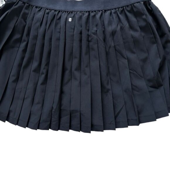 Id Ideology Women's Active Solid Pleated skirt, short Skort - Picture 2 of 11